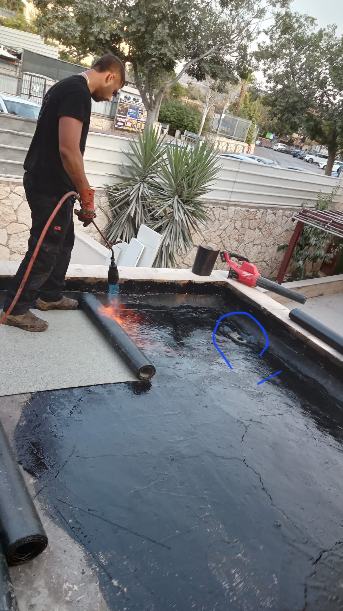 הנחת יריעות בברנר
